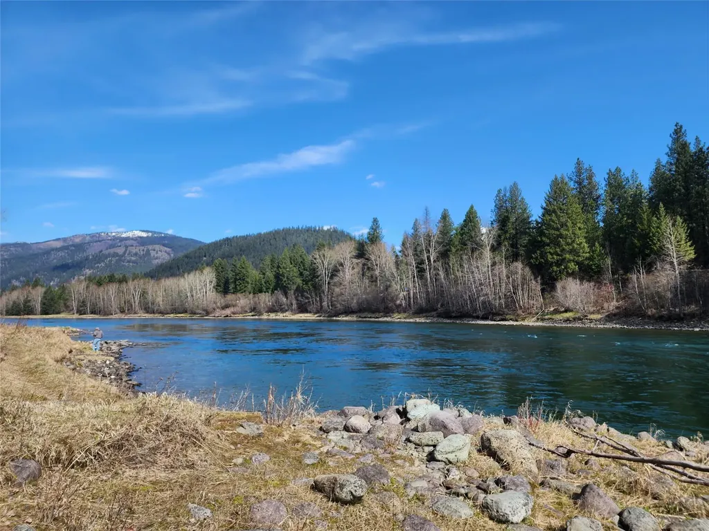 74 Cedar Creek Libby MT 59923