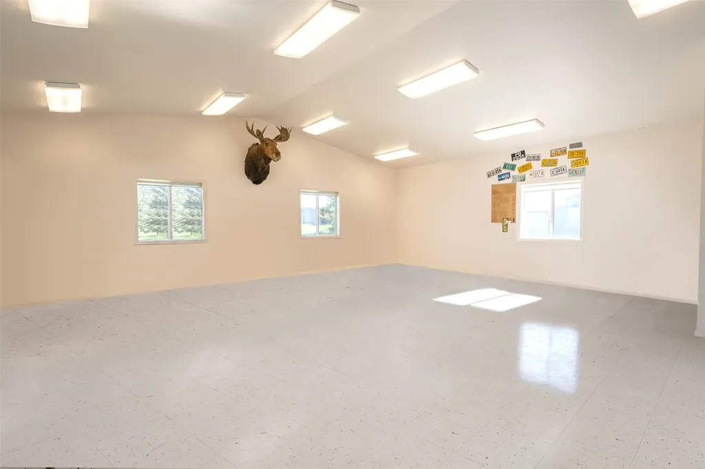 33953 Fox Road Polson MT 59860