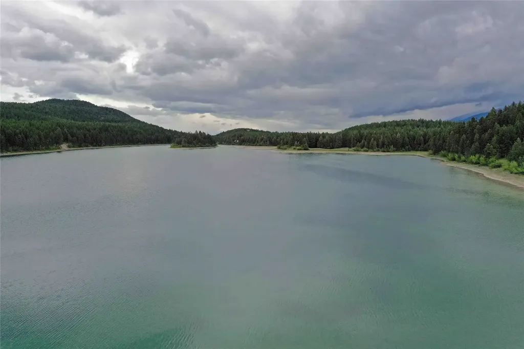 Nhn Ray Flanagan Lane Eureka MT 59917