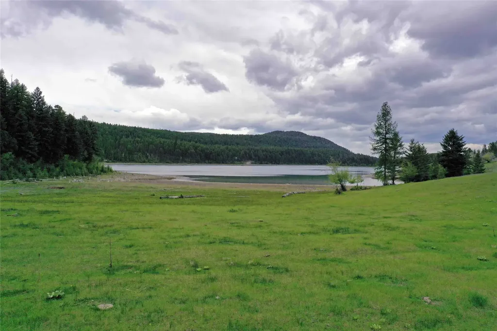 Nhn Ray Flanagan Lane Eureka MT 59917