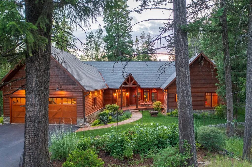 2506 E Lakeshore Drive Whitefish MT 59937