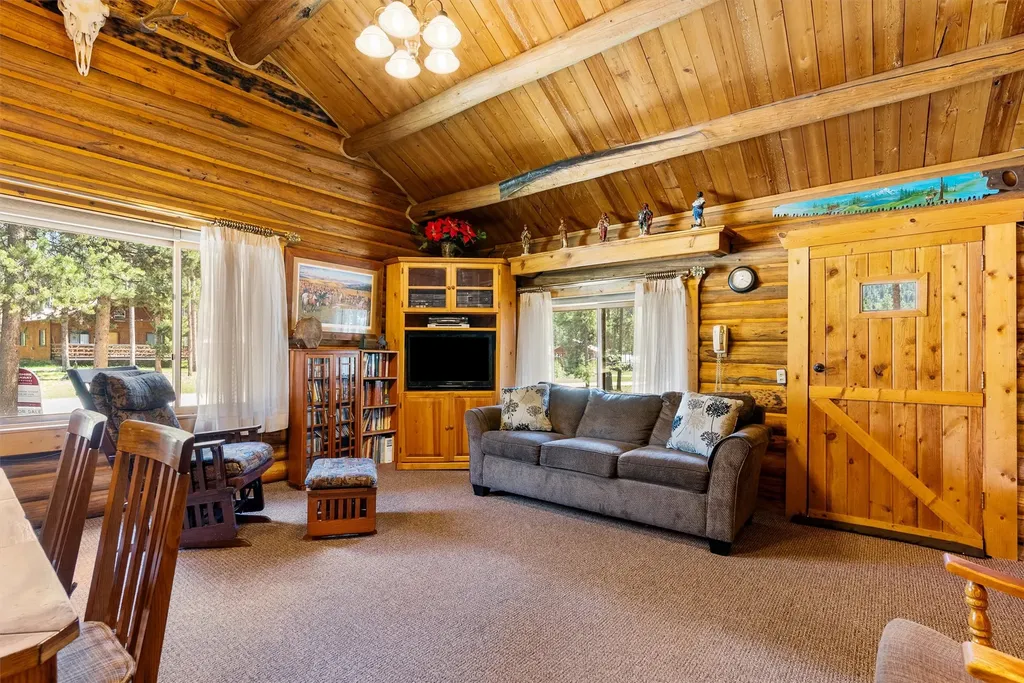 392 Leisure Lane Sula MT 59871