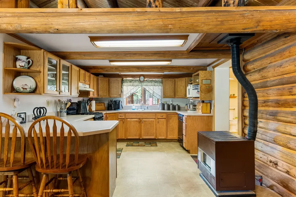 392 Leisure Lane Sula MT 59871