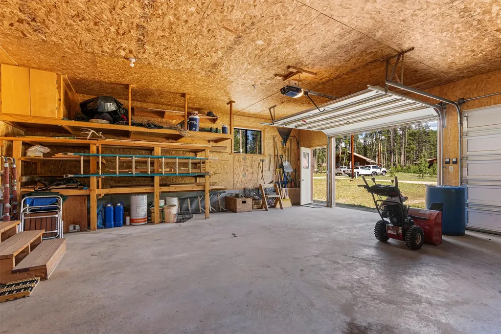 392 Leisure Lane Sula MT 59871