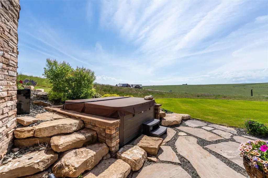 155 Peacemaker Ridge Road Belt MT 59412