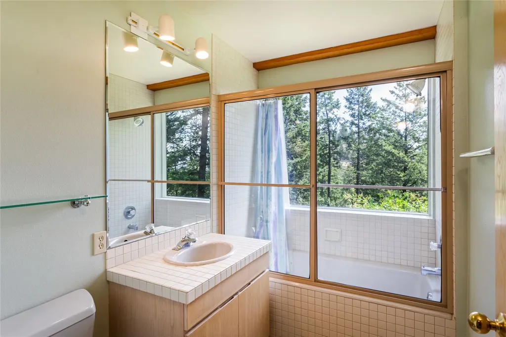 100 & 104 Deep Bay Drive Lakeside MT 59922