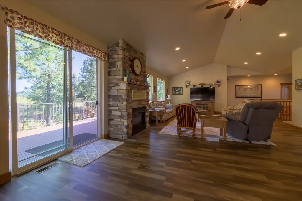 10487 Coulter Pine Street Lolo MT 59847