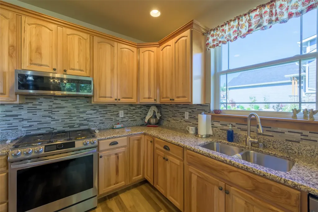 10487 Coulter Pine Street Lolo MT 59847