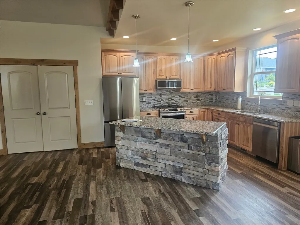 10487 Coulter Pine Street Lolo MT 59847