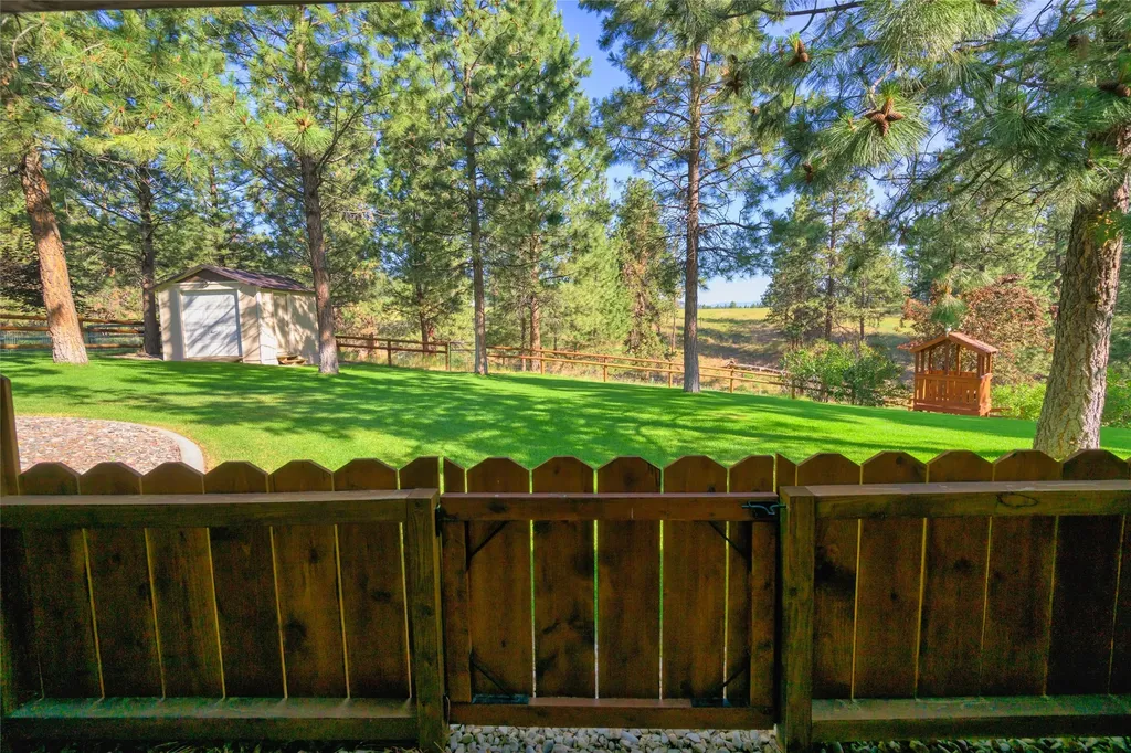 10487 Coulter Pine Street Lolo MT 59847