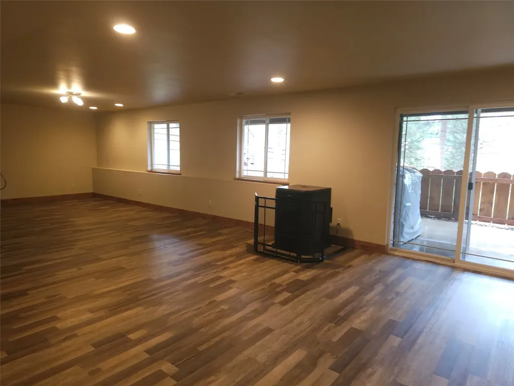 10487 Coulter Pine Street Lolo MT 59847