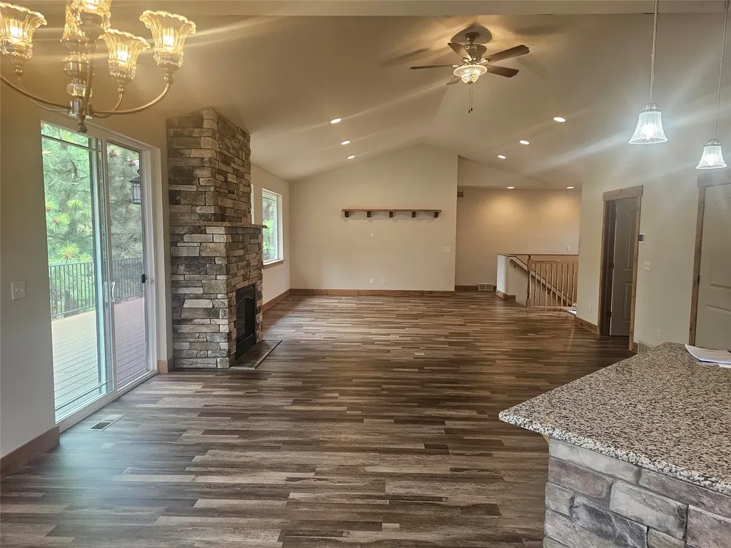 10487 Coulter Pine Street Lolo MT 59847