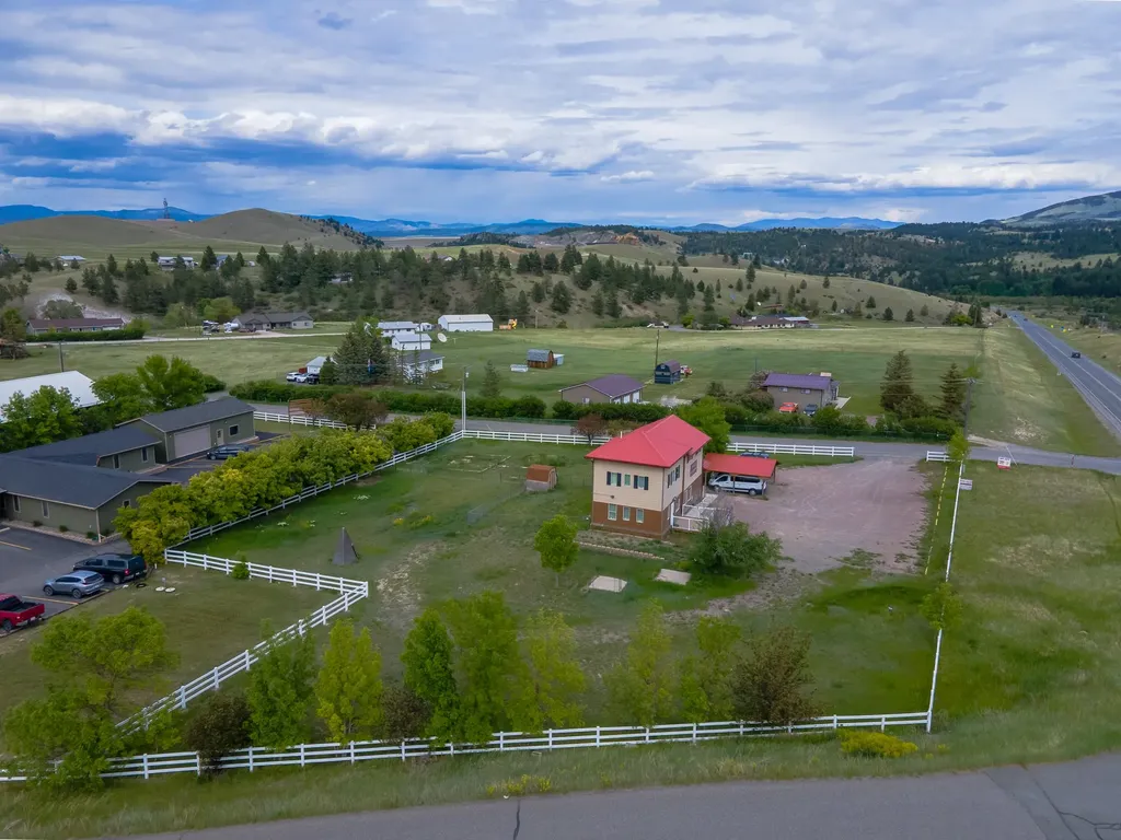 3 Microwave Hill Road Clancy MT 59634