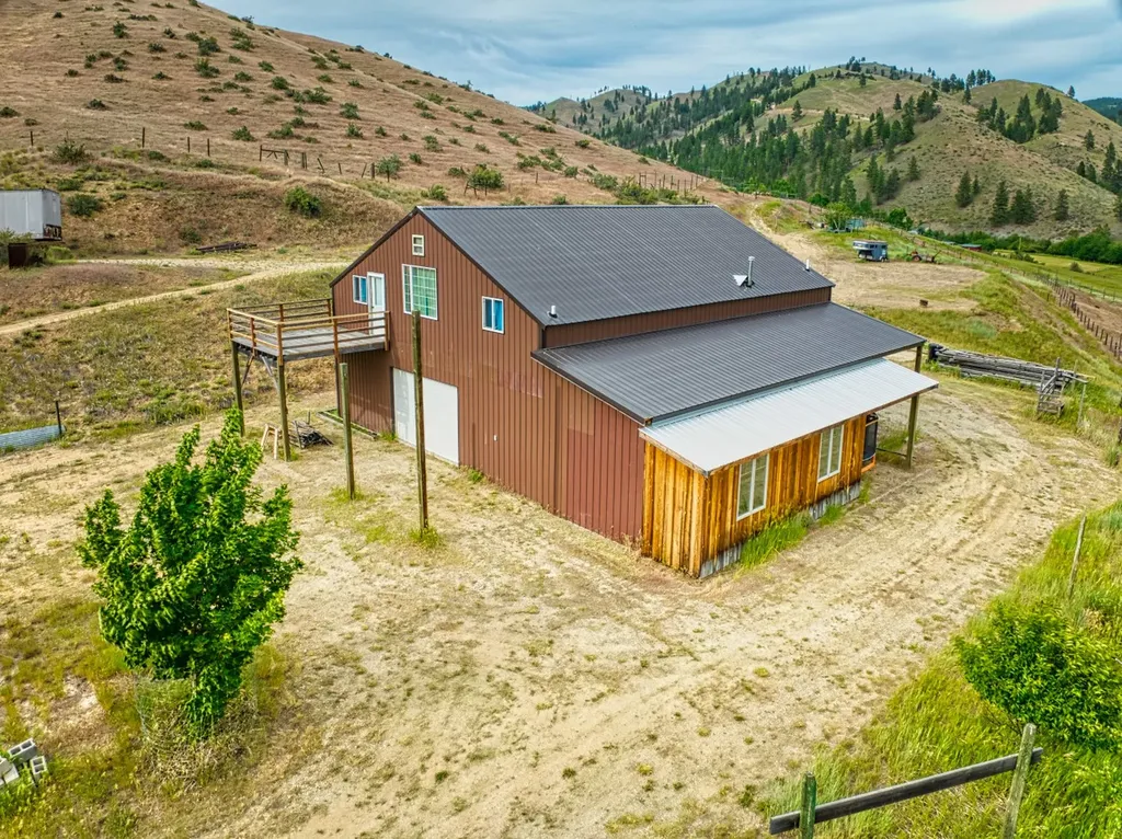 4310 Dugout Gulch Road Darby MT 59829