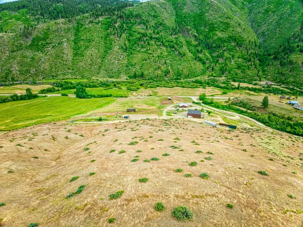 4310 Dugout Gulch Road Darby MT 59829