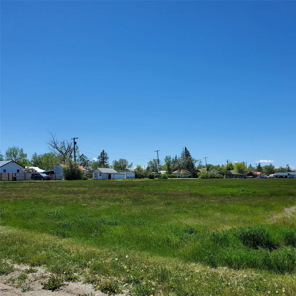 730 Iowa Avenue Valier MT 59486