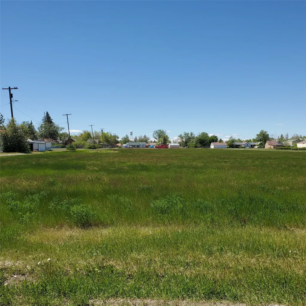 730 Iowa Avenue Valier MT 59486