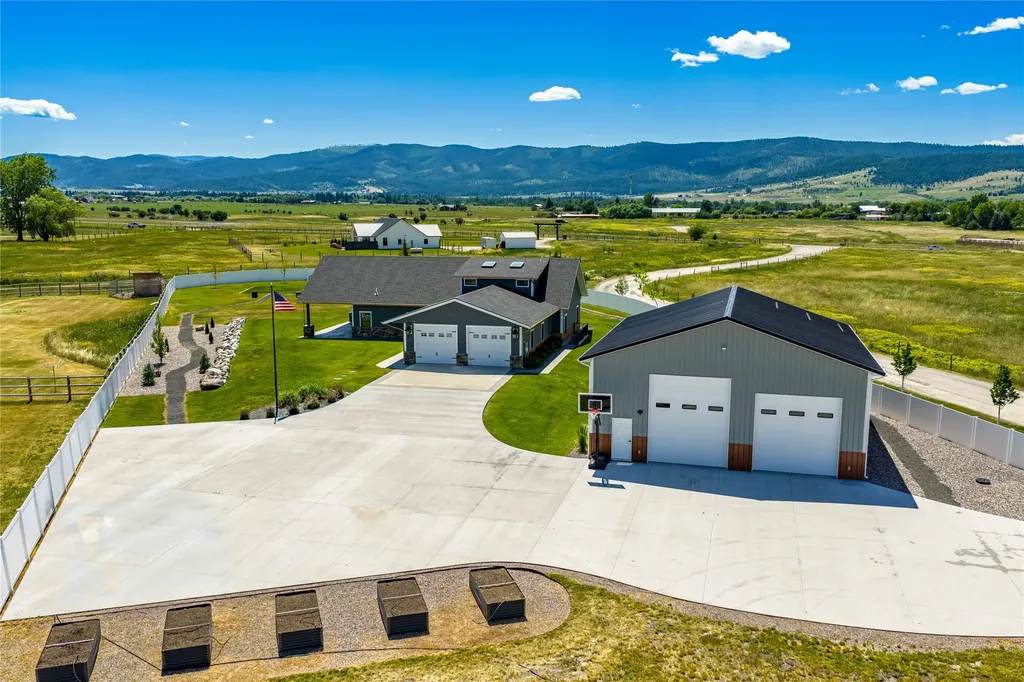 60951 Sparky Drive St Ignatius MT 59865