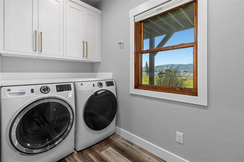 60951 Sparky Drive St Ignatius MT 59865