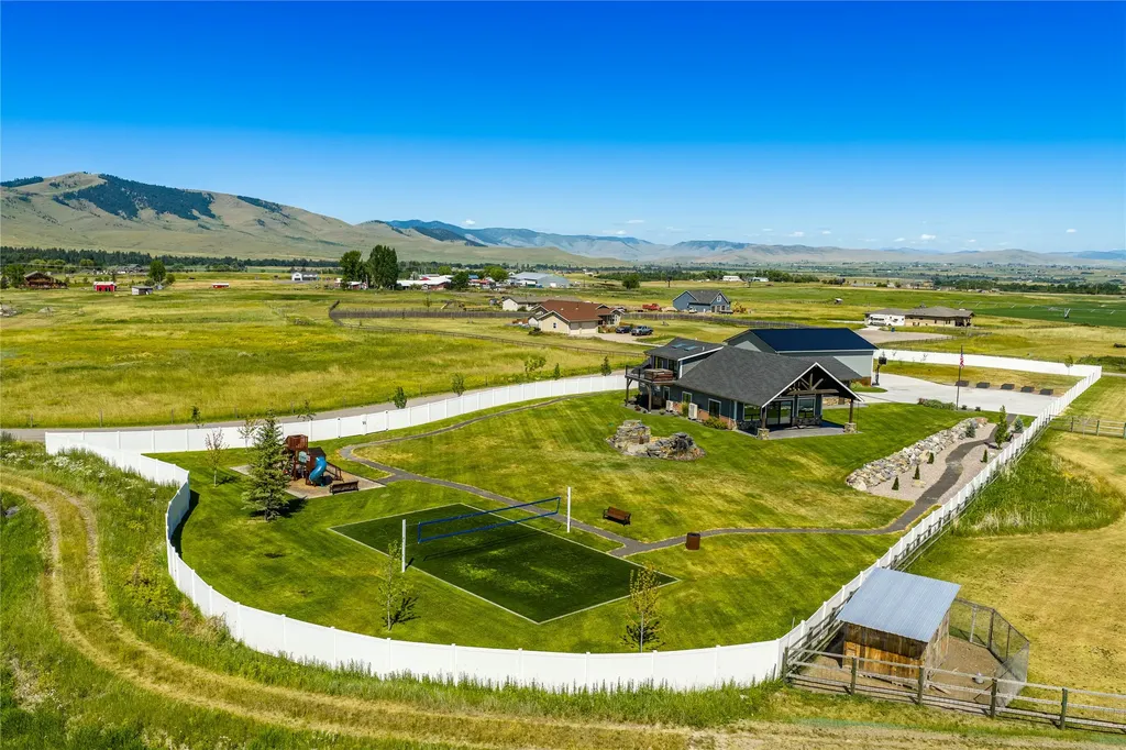 60951 Sparky Drive St Ignatius MT 59865