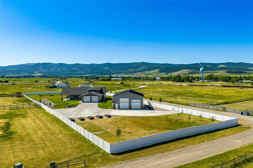 60951 Sparky Drive St Ignatius MT 59865
