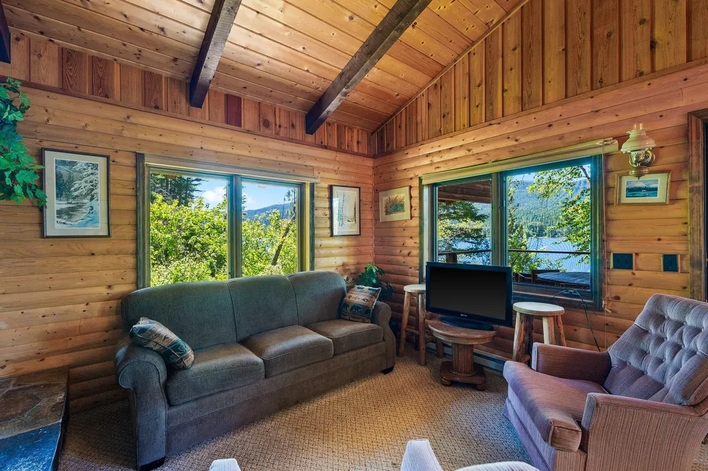 16961 Mount Highway 83 Bigfork MT 59911