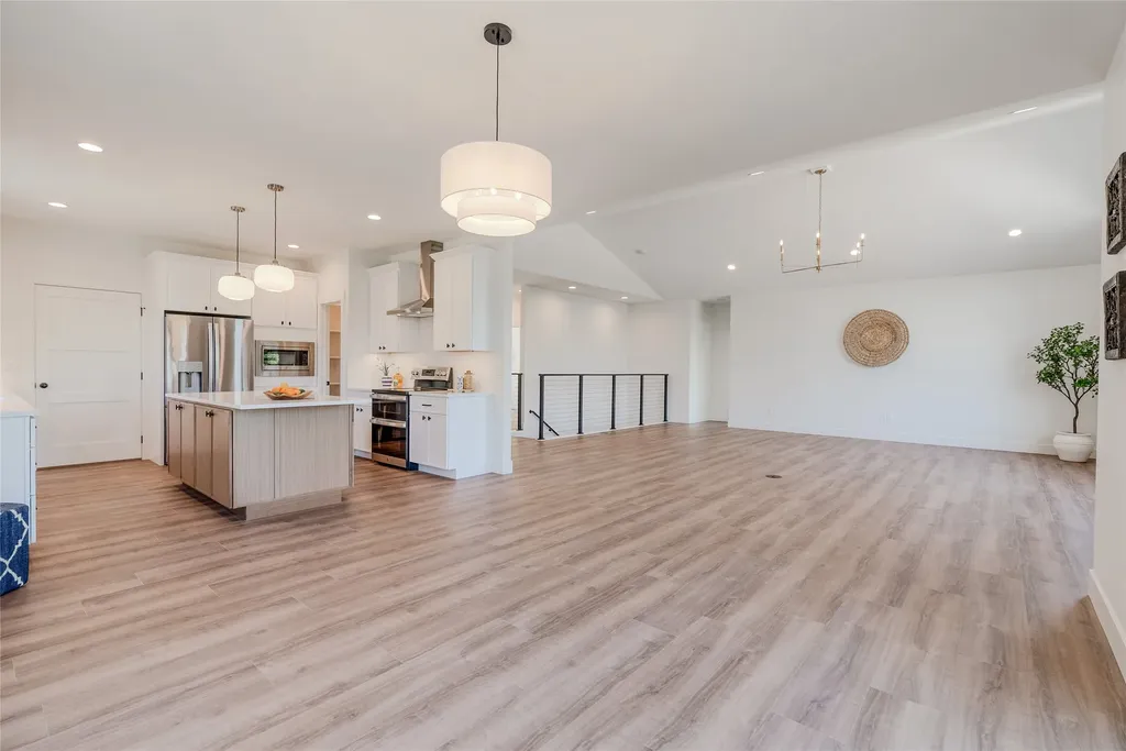 120 Bay Court Lakeside MT 59922