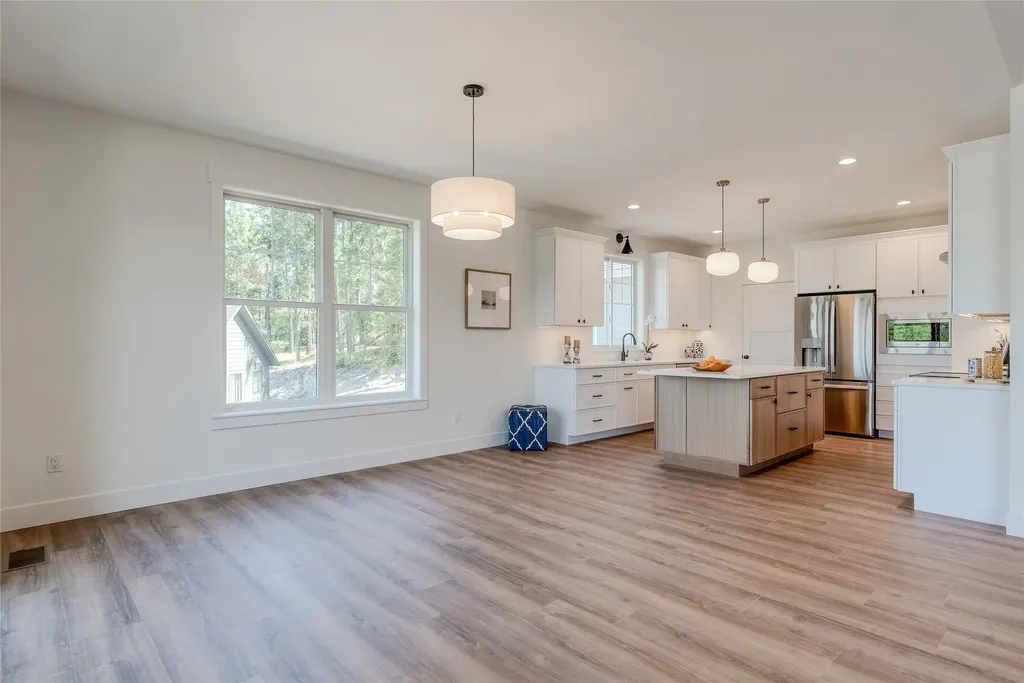 120 Bay Court Lakeside MT 59922