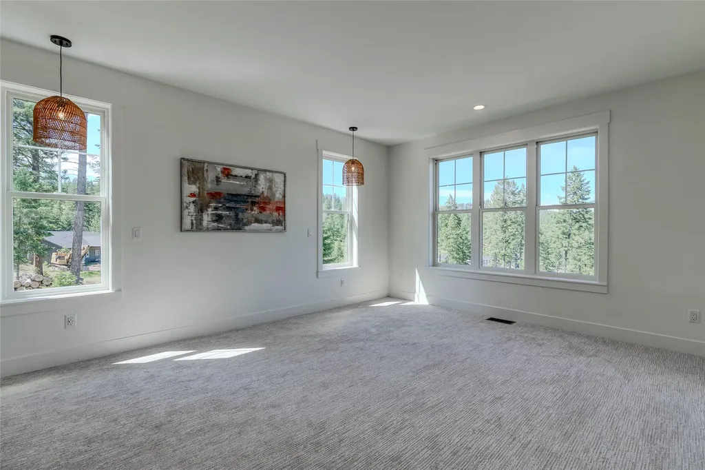 120 Bay Court Lakeside MT 59922