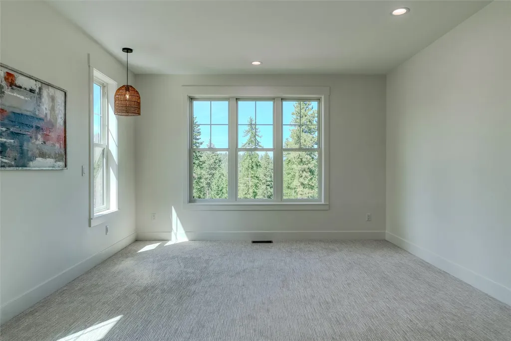 120 Bay Court Lakeside MT 59922
