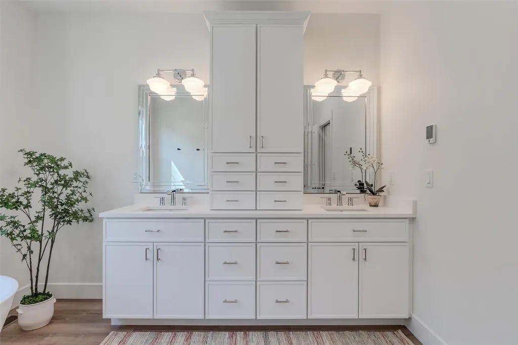 120 Bay Court Lakeside MT 59922