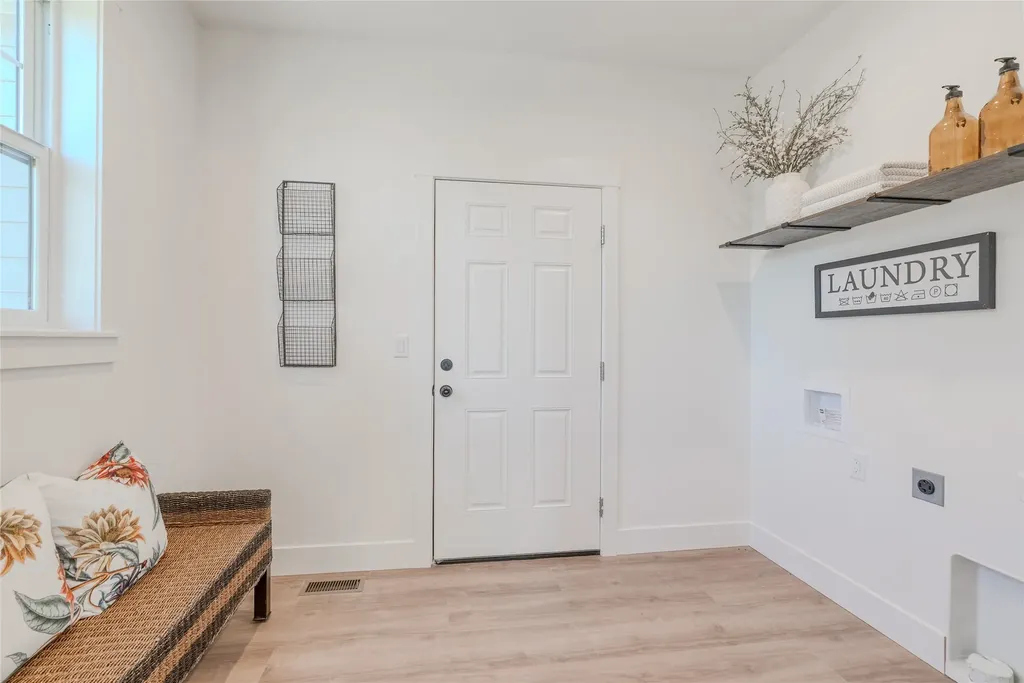 120 Bay Court Lakeside MT 59922
