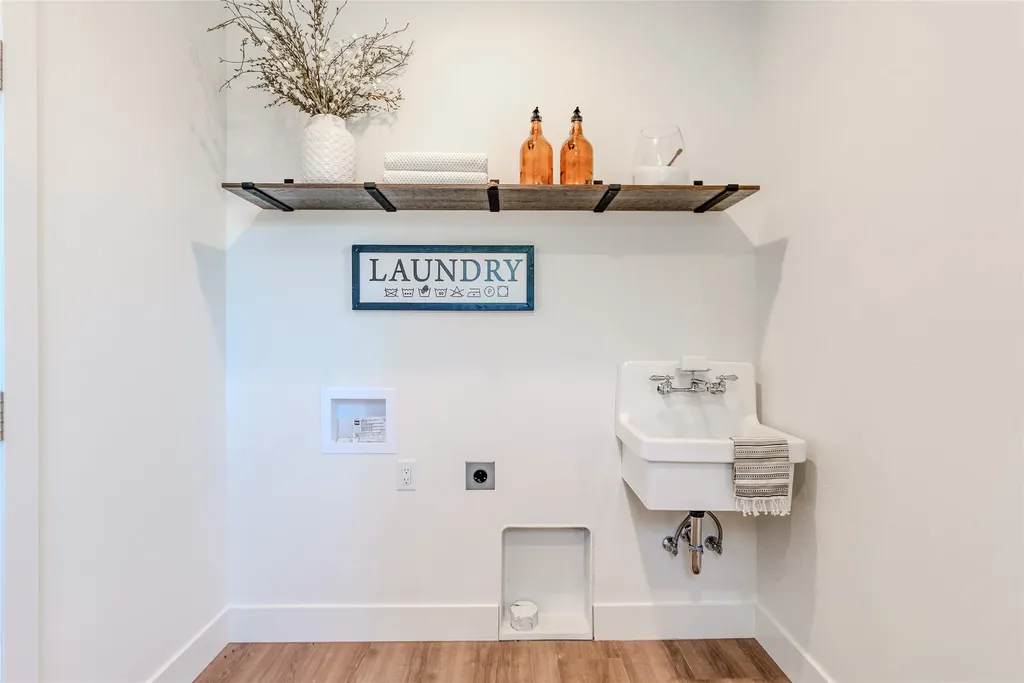 120 Bay Court Lakeside MT 59922