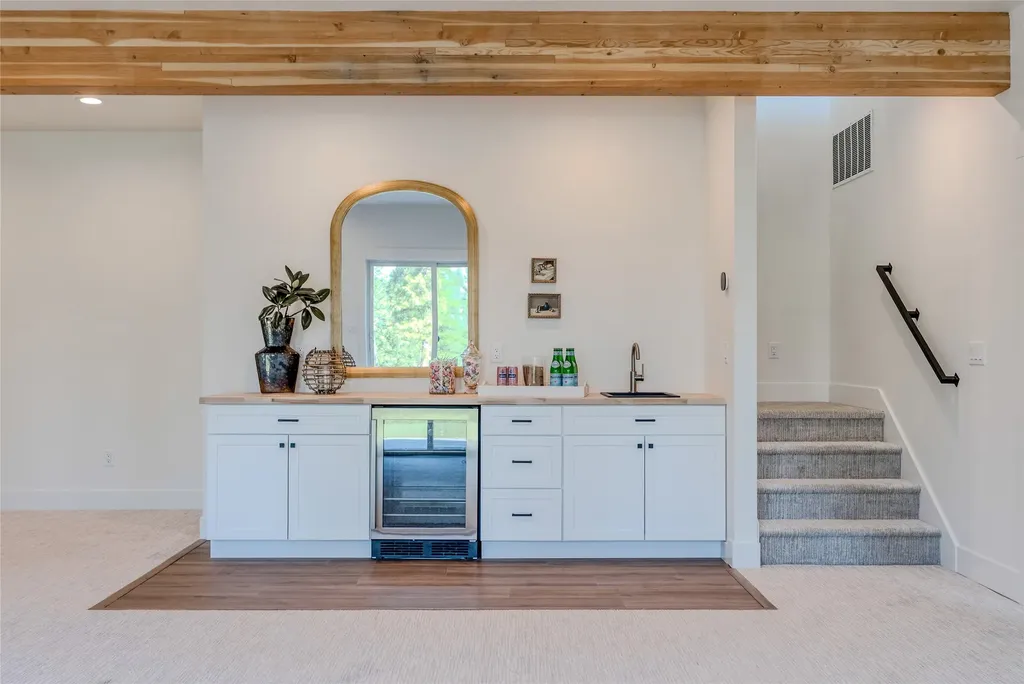 120 Bay Court Lakeside MT 59922