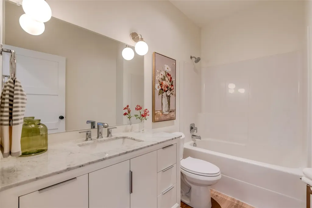 120 Bay Court Lakeside MT 59922
