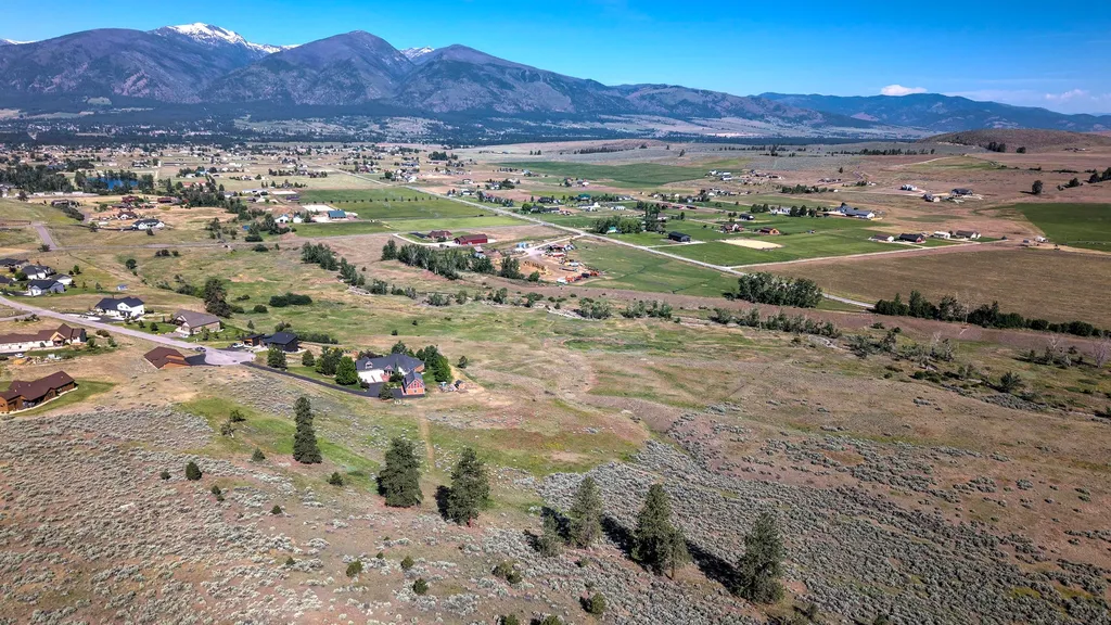 Nhn Riley Lane Florence MT 59833