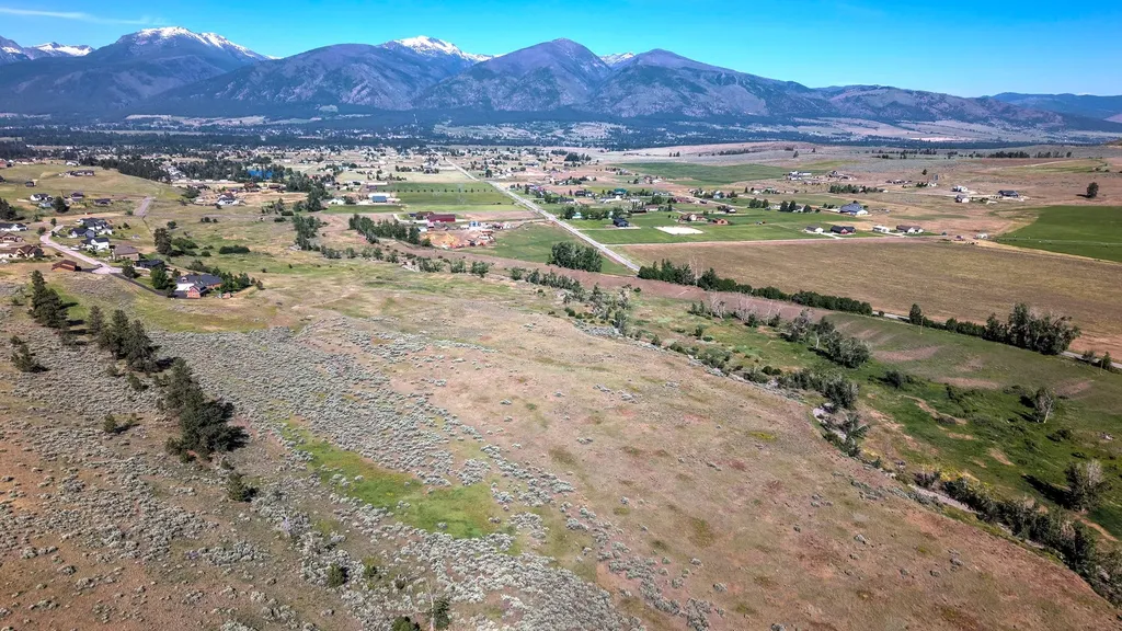 Nhn Riley Lane Florence MT 59833
