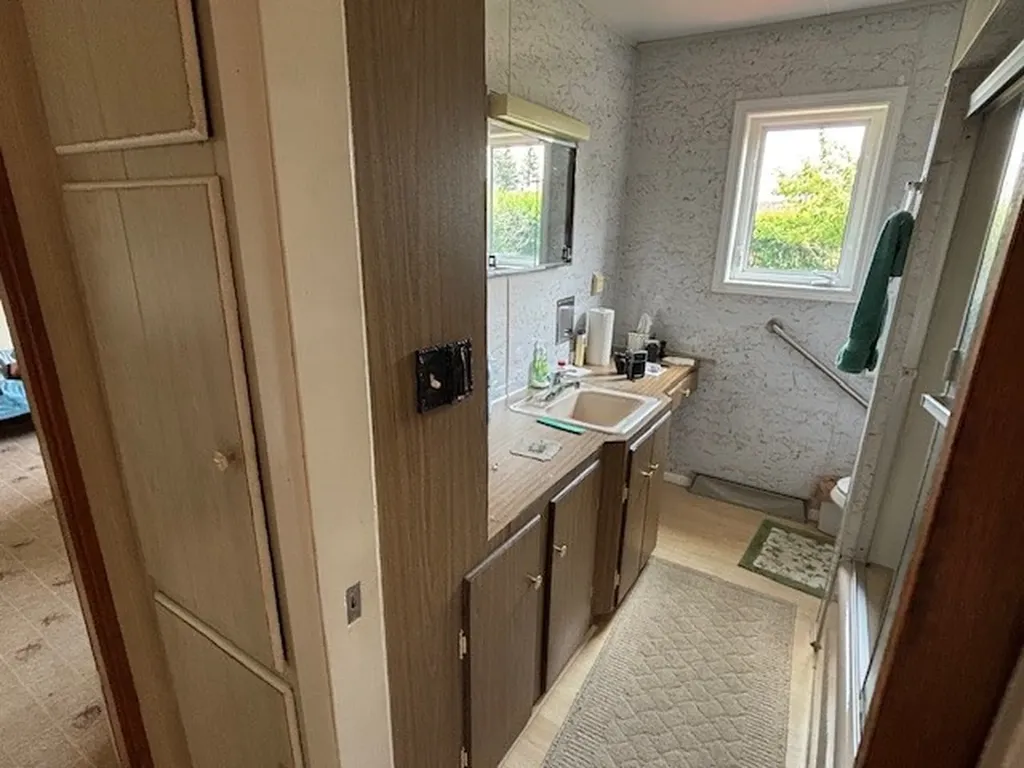321 Francis Avenue Sweet Grass MT 59484