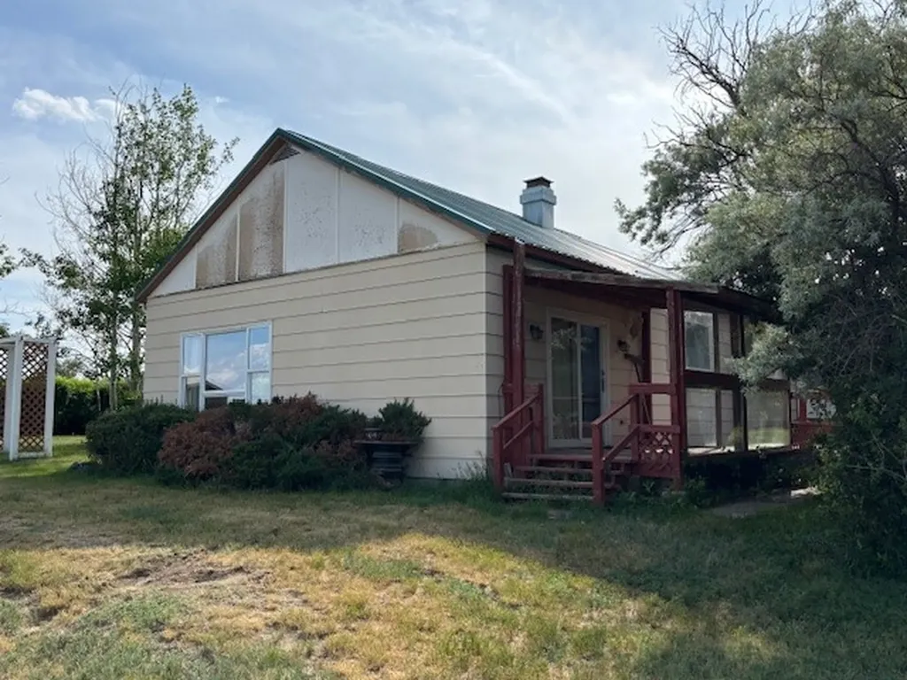 321 Francis Avenue Sweet Grass MT 59484