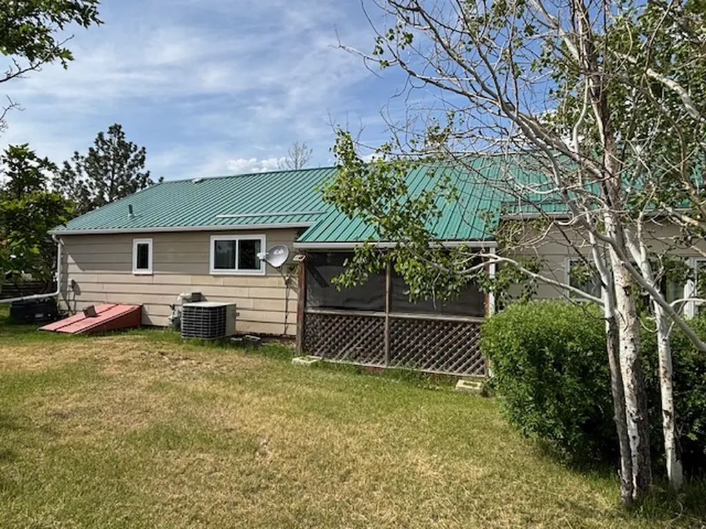 321 Francis Avenue Sweet Grass MT 59484