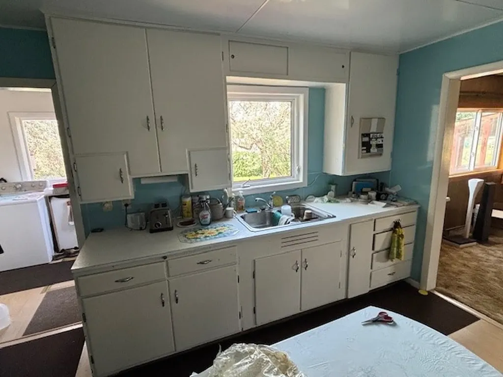 321 Francis Avenue Sweet Grass MT 59484