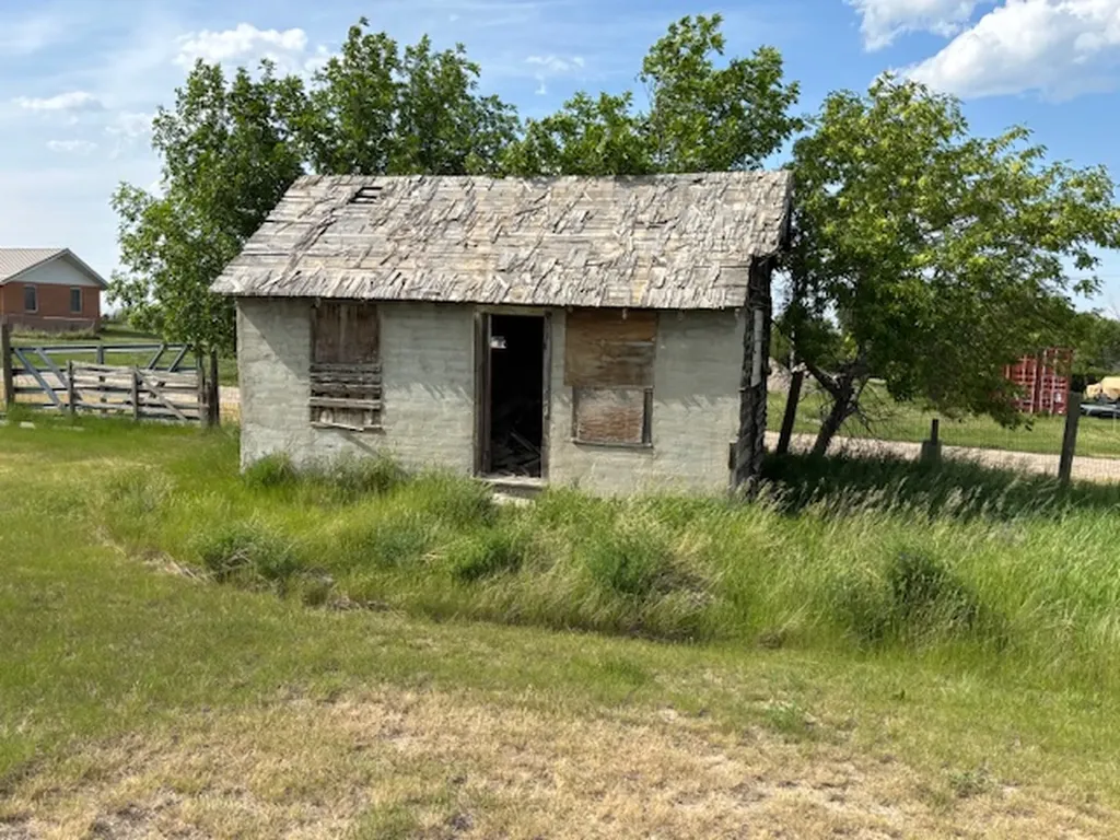 321 Francis Avenue Sweet Grass MT 59484
