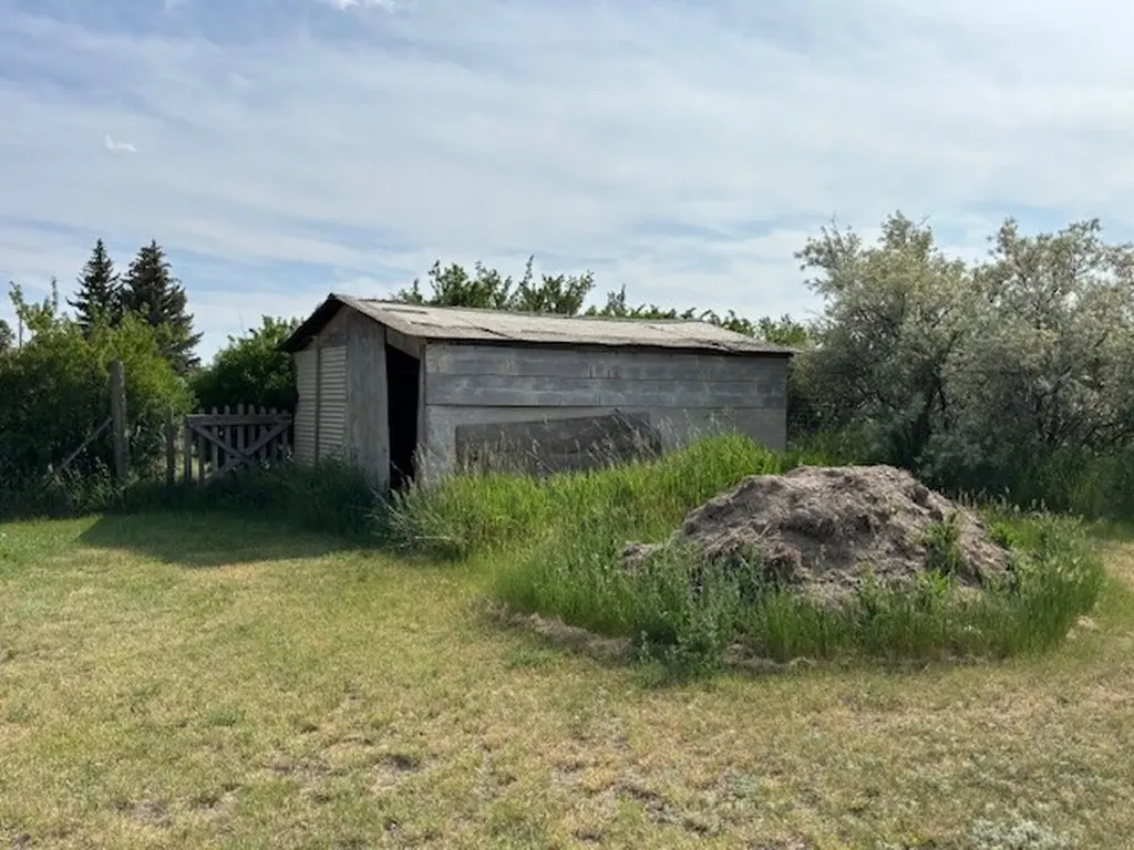 321 Francis Avenue Sweet Grass MT 59484