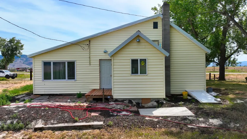 2167 Mt Highway 28 Hot Springs MT 59845