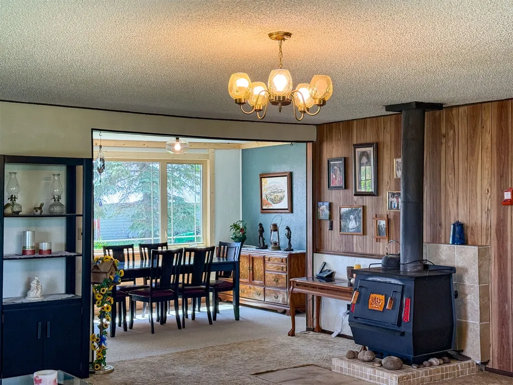 1720 Us Highway 408 Fairfield MT 59436