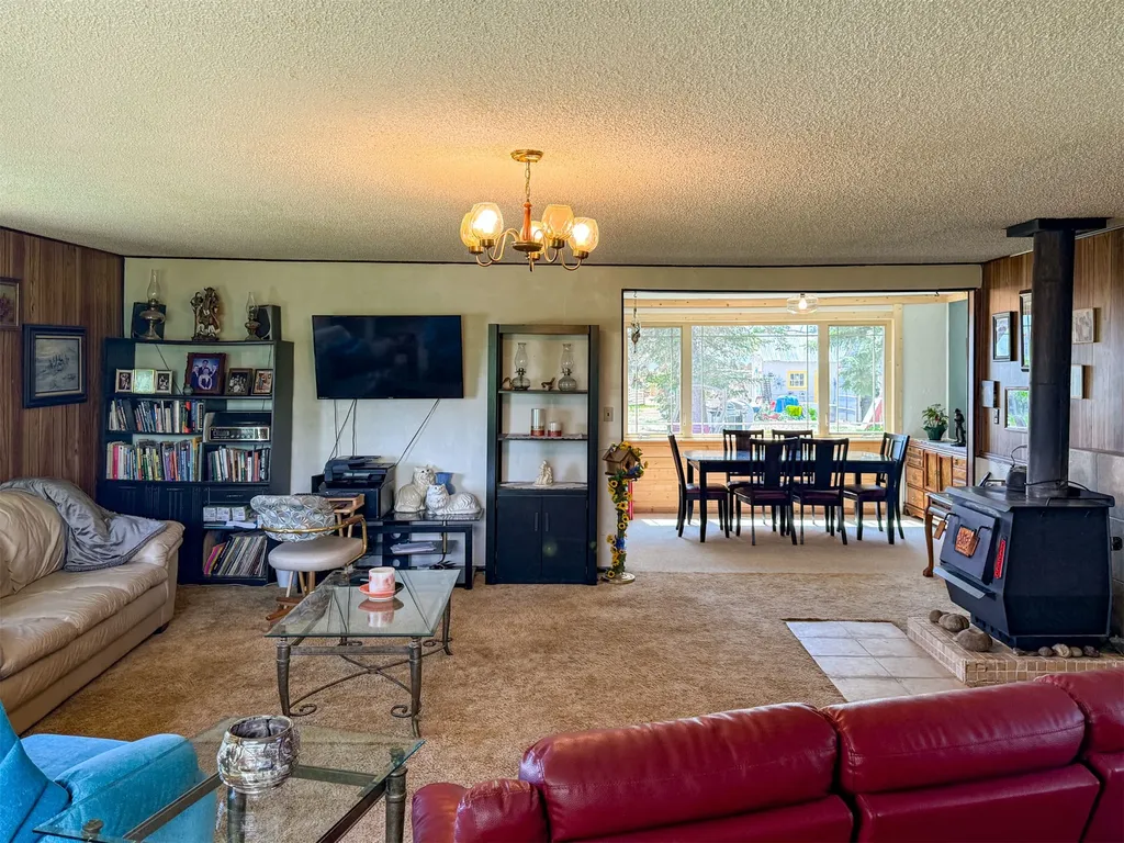 1720 Us Highway 408 Fairfield MT 59436