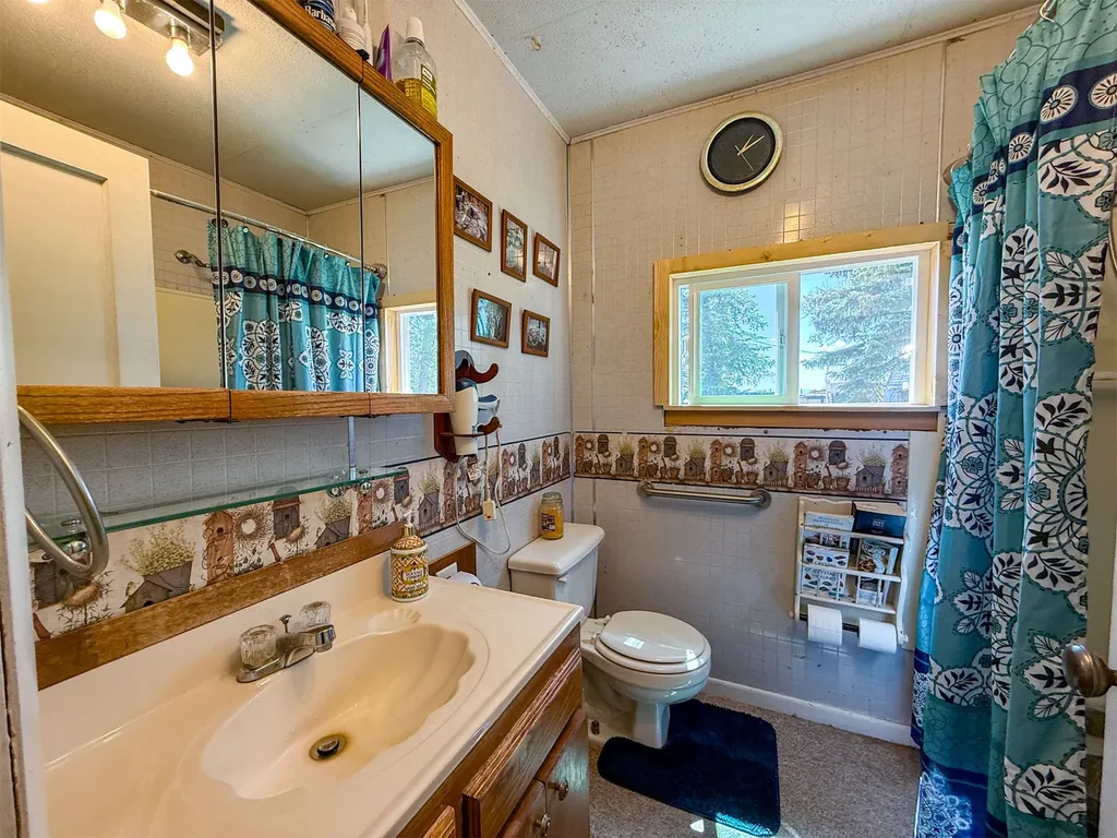 1720 Us Highway 408 Fairfield MT 59436