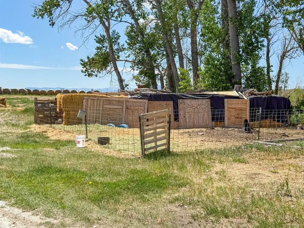 1720 Us Highway 408 Fairfield MT 59436