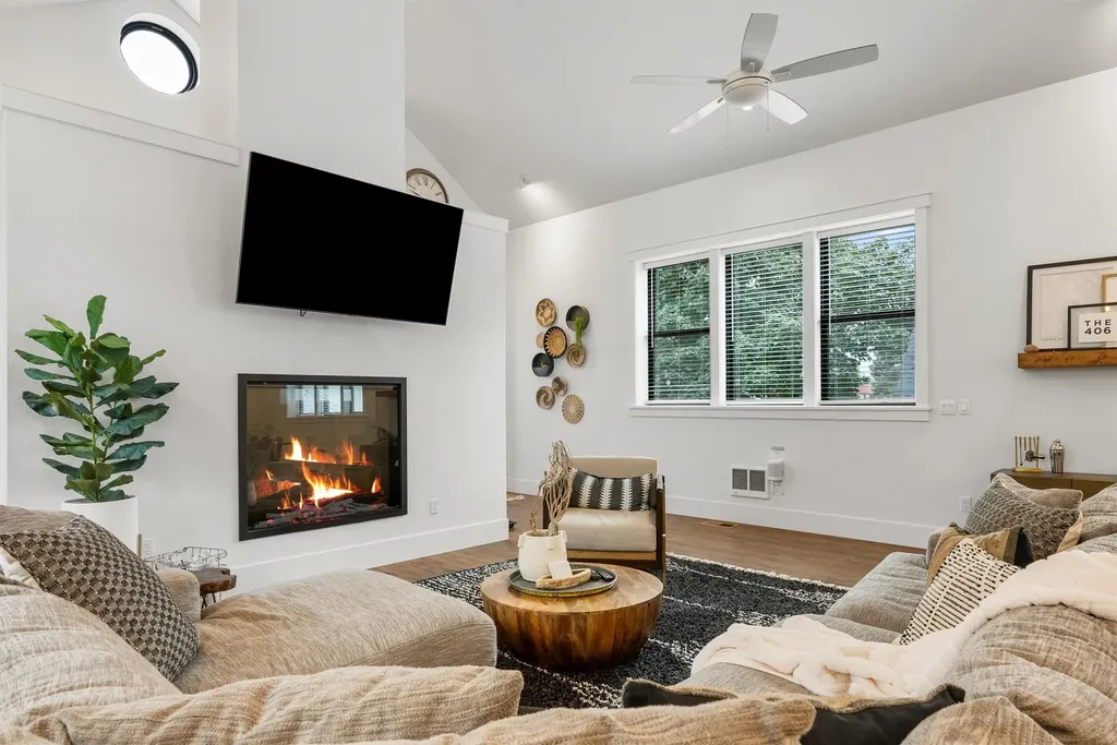 503 4th Avenue E Polson MT 59860