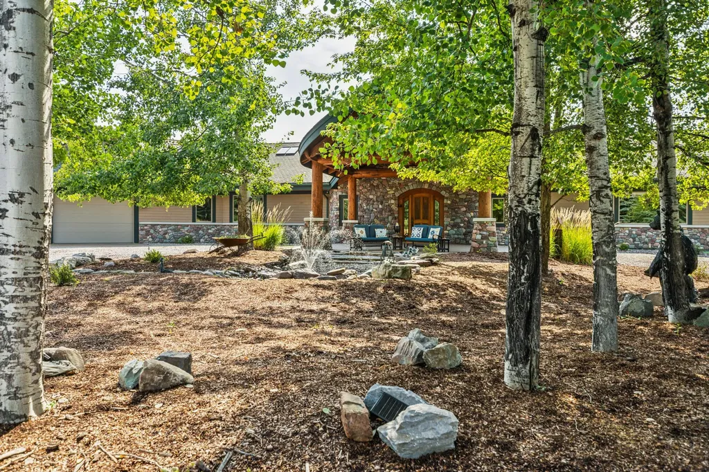 639 Three Eagle Lane Bigfork MT 59911